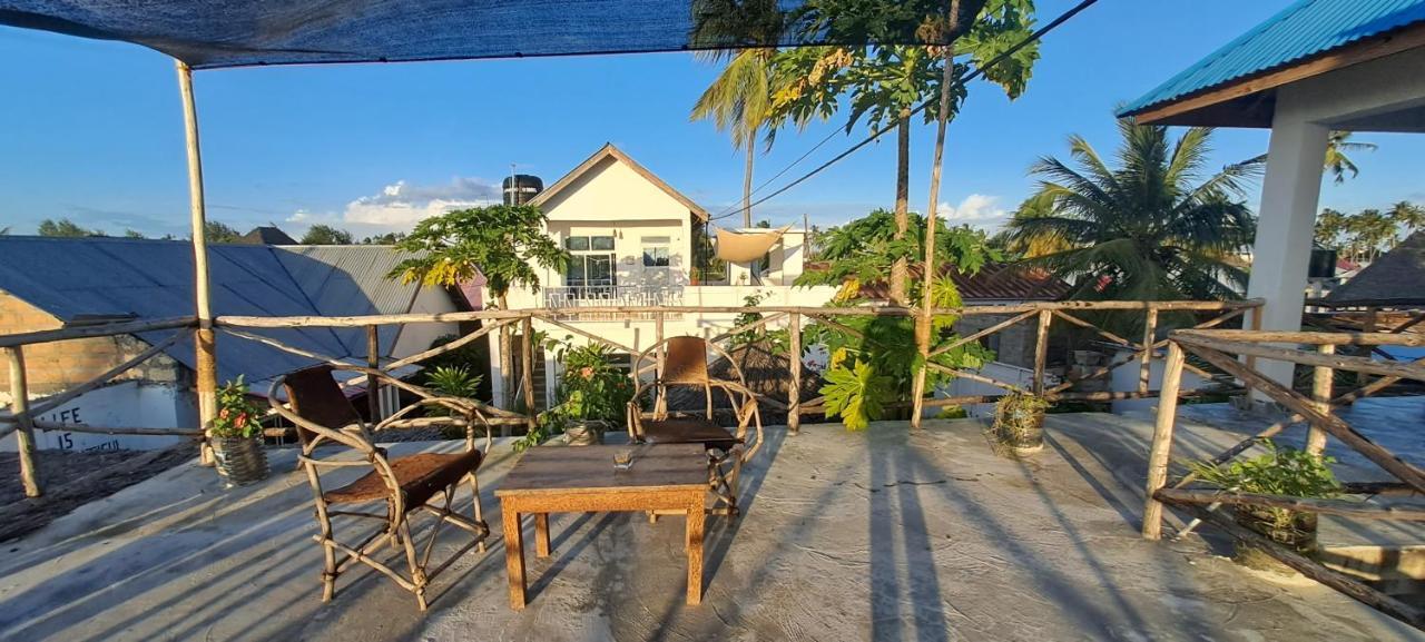 مبيت وإفطار باجي Karibu House المظهر الخارجي الصورة